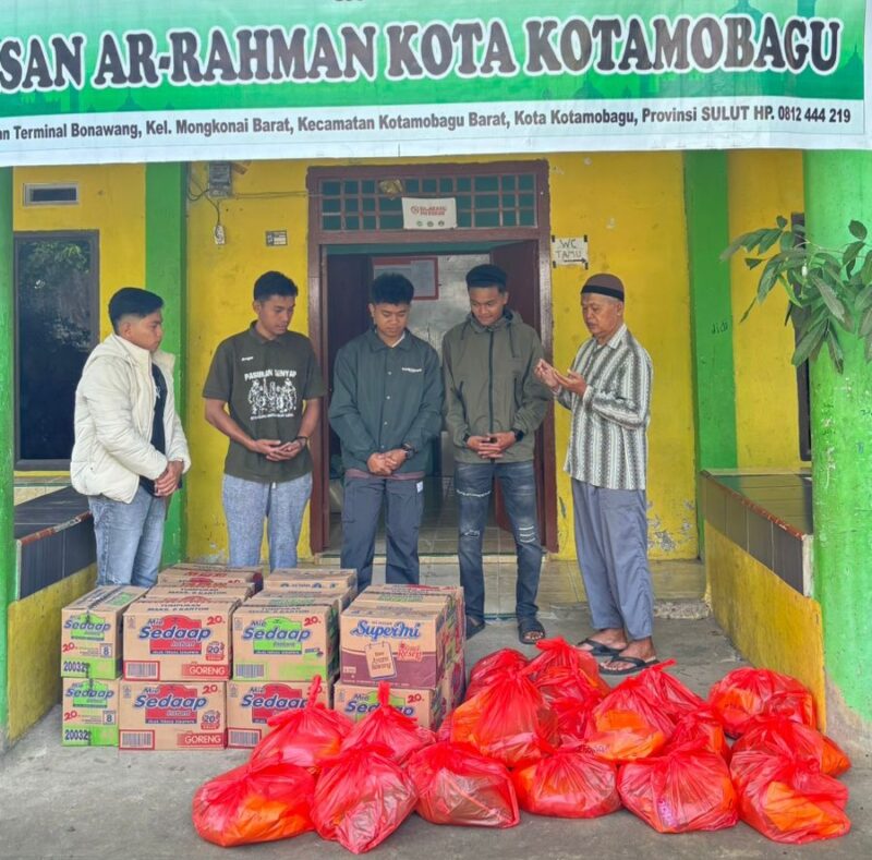 Jumat Berkah Bos Potolo Berbagi Sembako di Panti Asuhan dan Warga Tanoyan Serta Tungoi